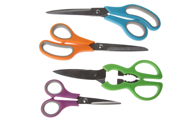 Ciseaux de cuisine - set 4 pcs diff. couleurs Fs